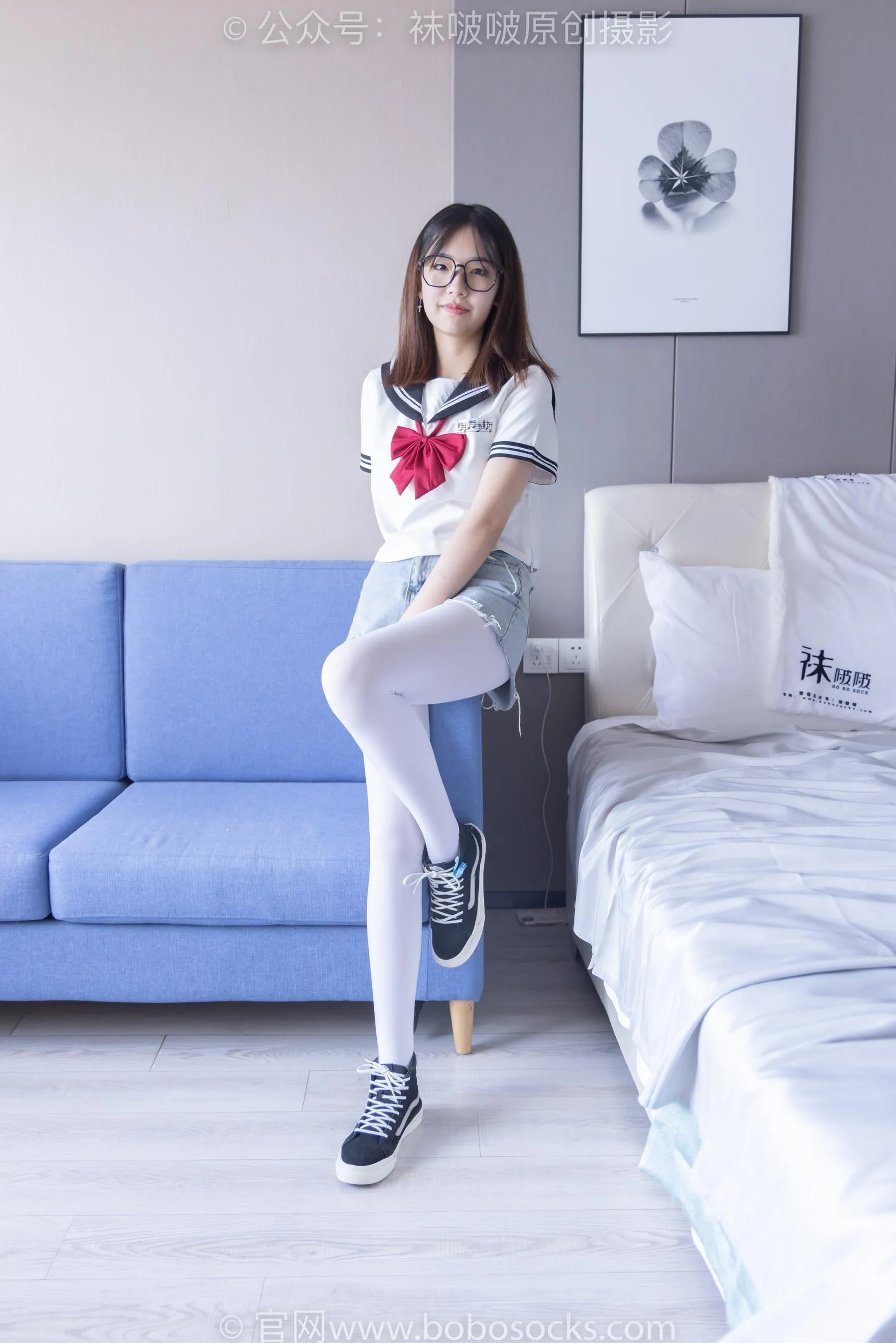 [BoBoSocks袜啵啵]NO.215 小甜豆-三双帆布鞋板鞋、厚白丝、黑丝 [90P]插图5